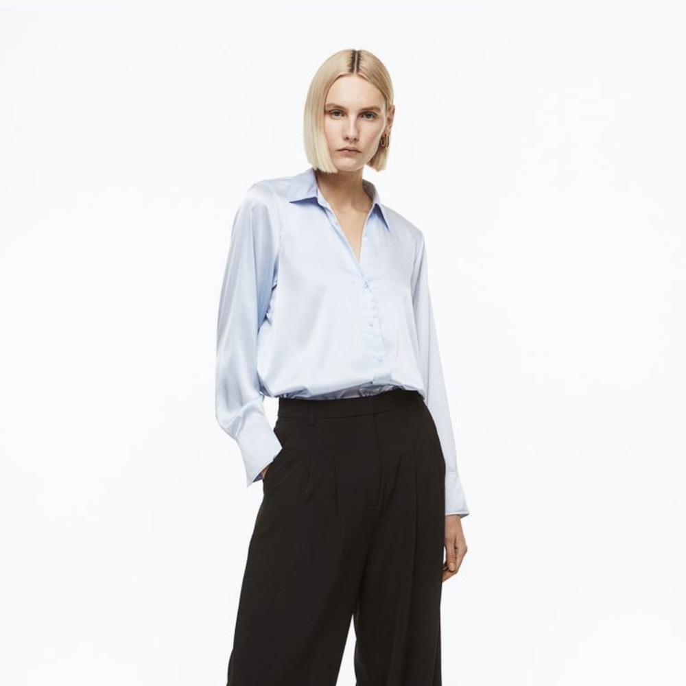 H&M V-neck Blouse
